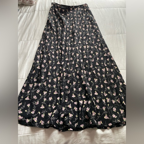 Vintage Black Floral Rayon Maxi Skirt 6 Witchy Whimsigoth Dark Romantic Fairy - Picture 4 of 7